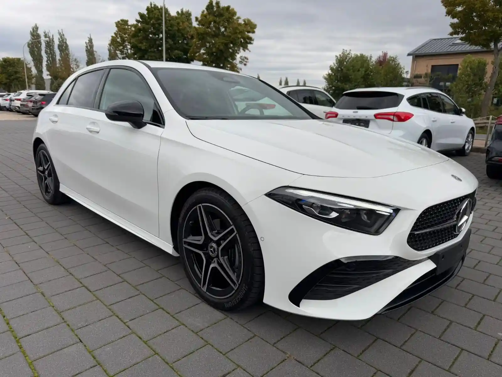 Mercedes-Benz A 180