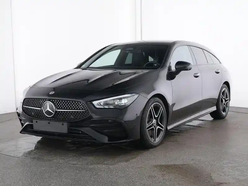 Mercedes-Benz CLA 220 Shooting Brake