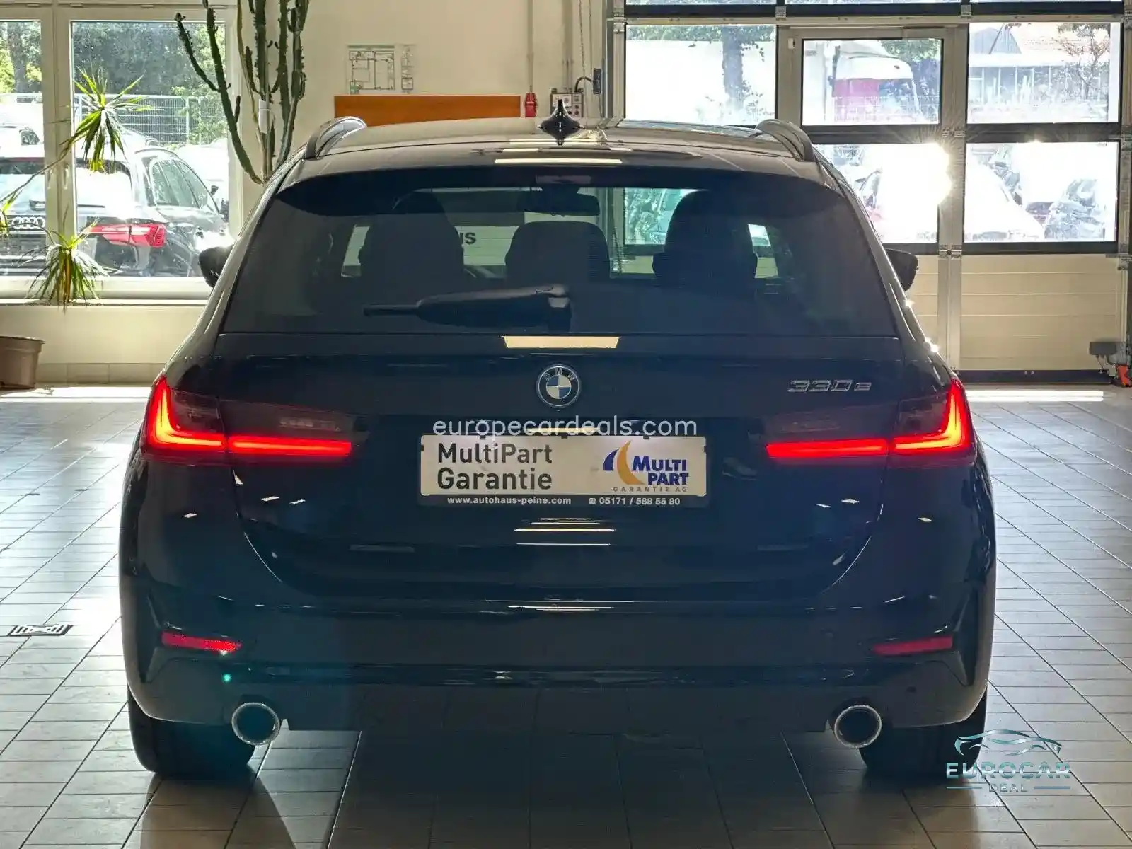 BMW 330