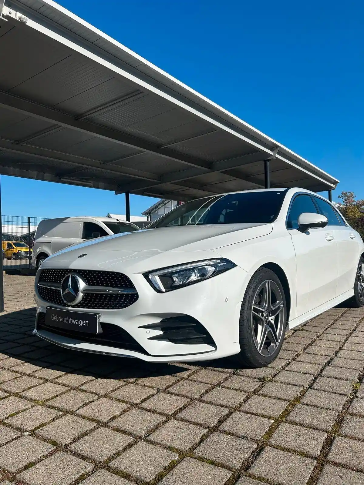 Mercedes-Benz A 200