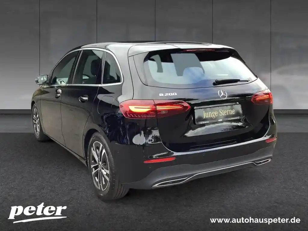 Mercedes-Benz B 200