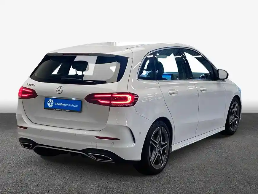Mercedes-Benz B 200