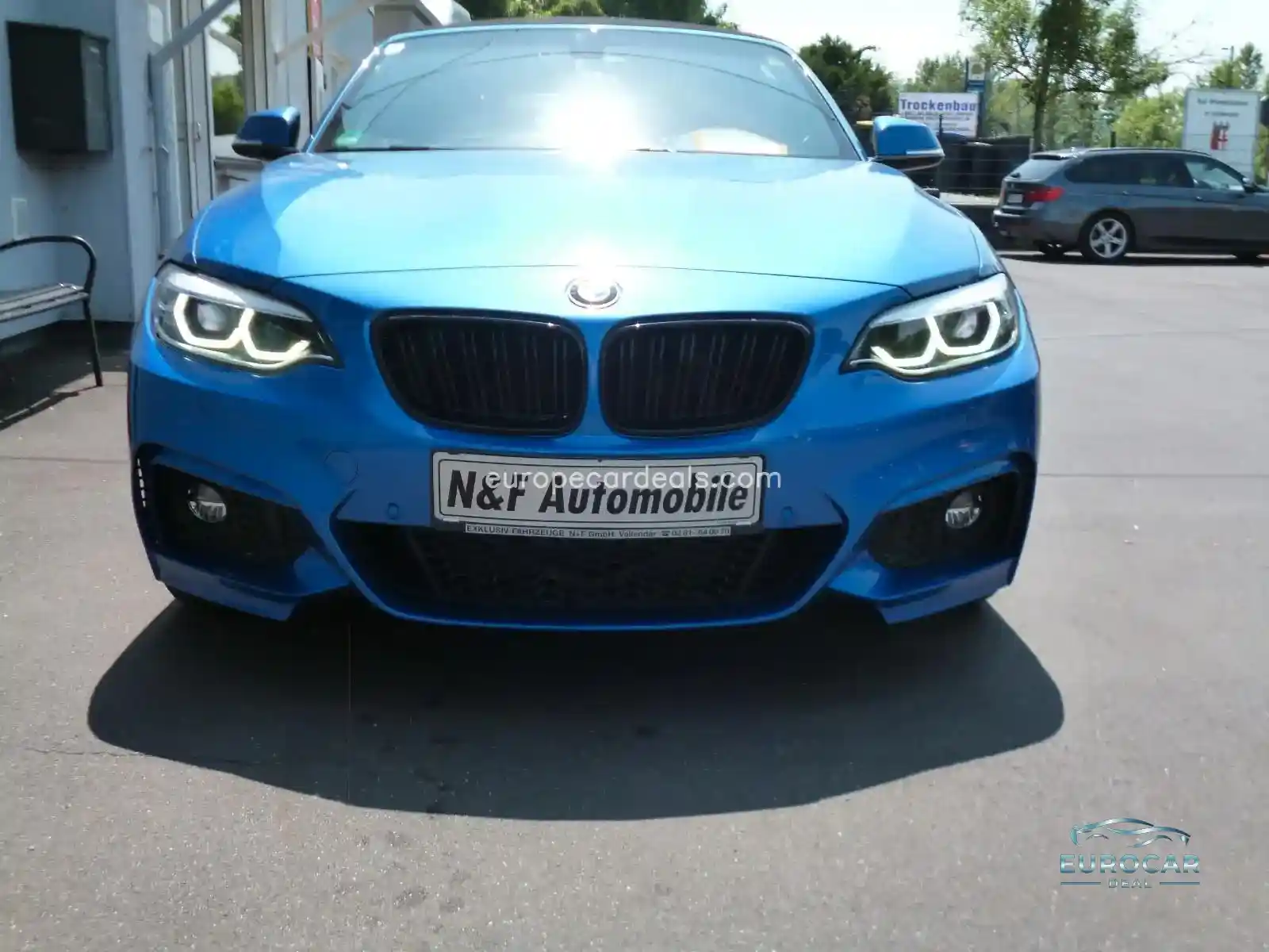 BMW 220