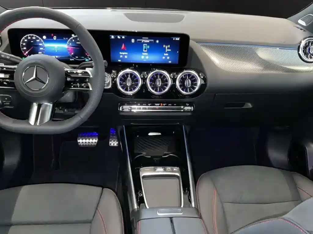 Mercedes-Benz B 180