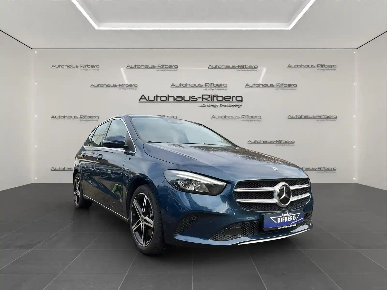 Mercedes-Benz B 250