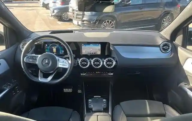 Mercedes-Benz B 250