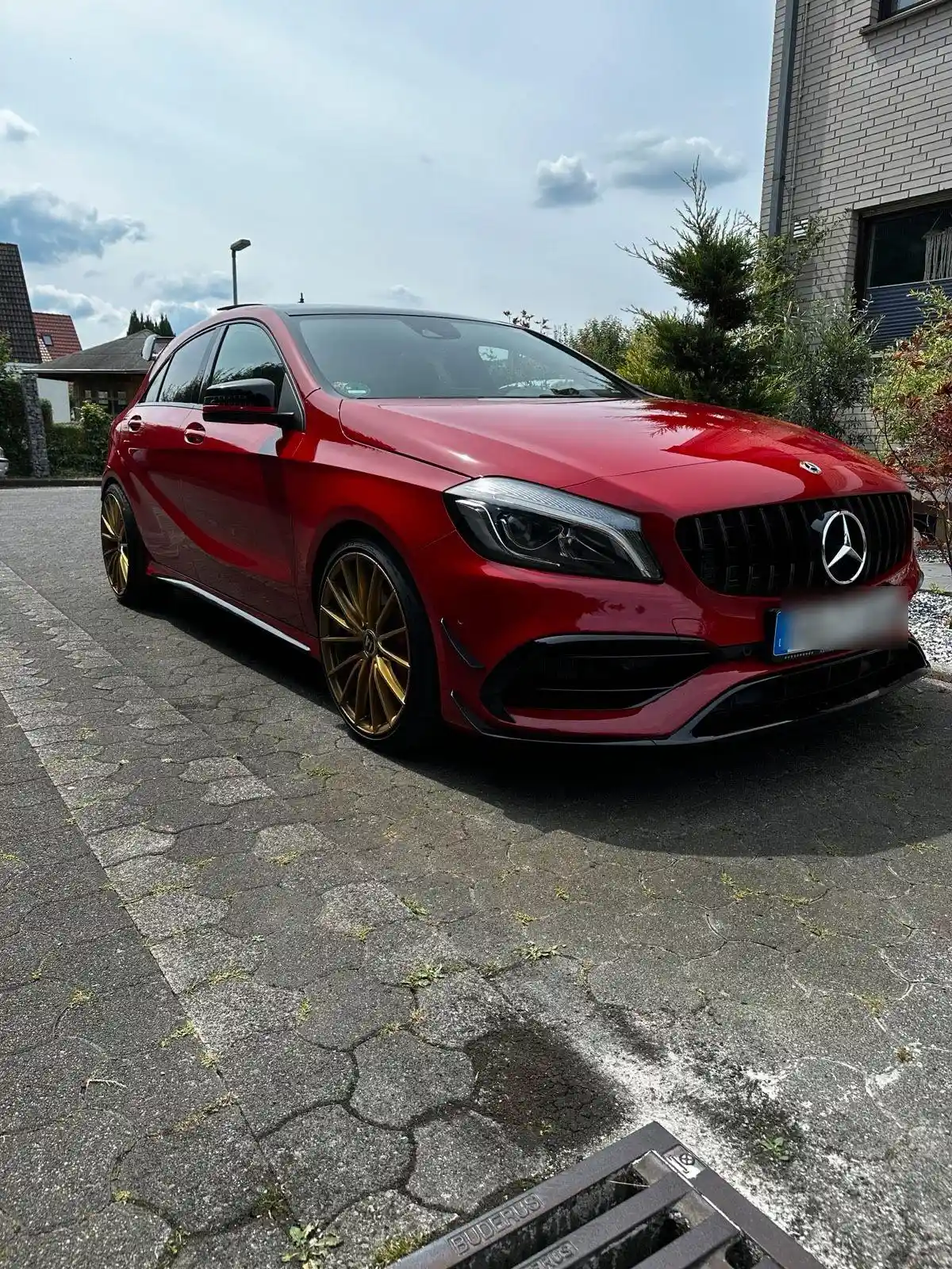 Mercedes-Benz A 45 AMG