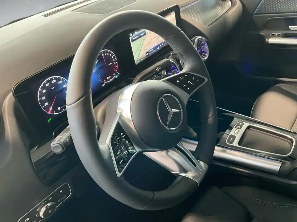 Mercedes-Benz B 250