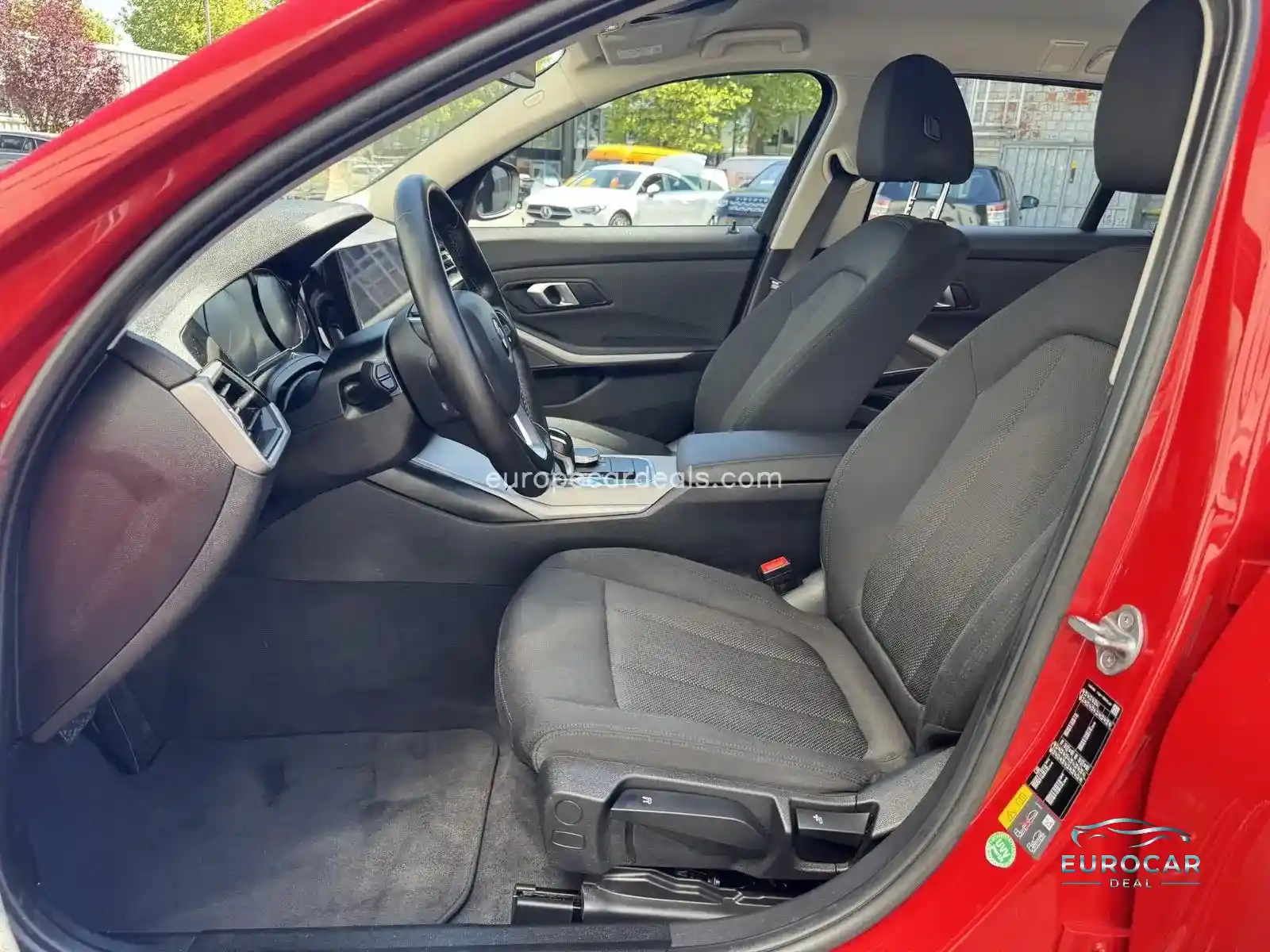 BMW 330