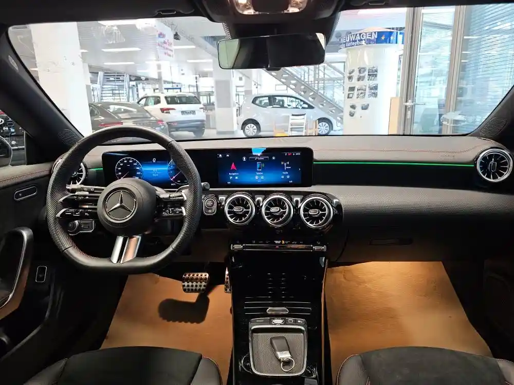 Mercedes-Benz CLA 180 Shooting Brake