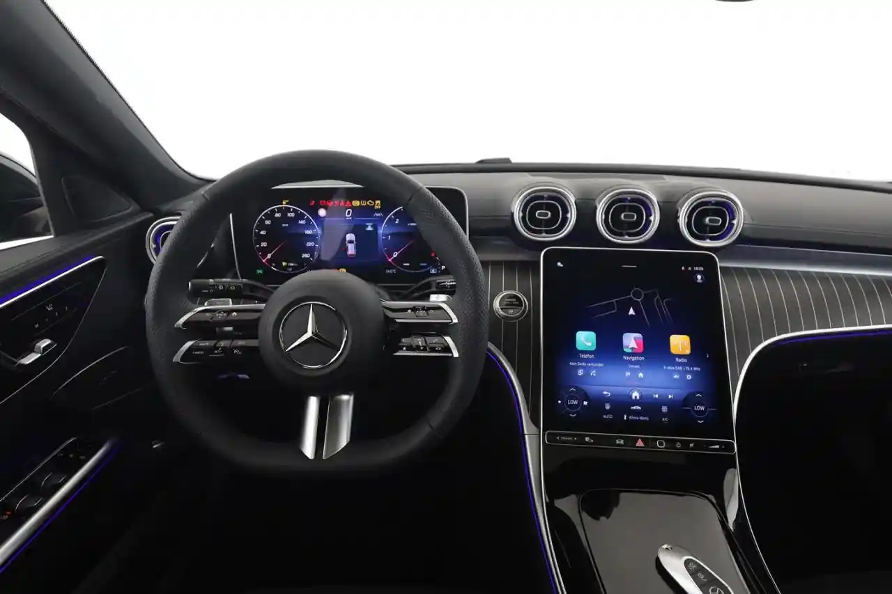 Mercedes-Benz C 220