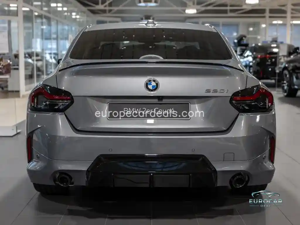 BMW 220