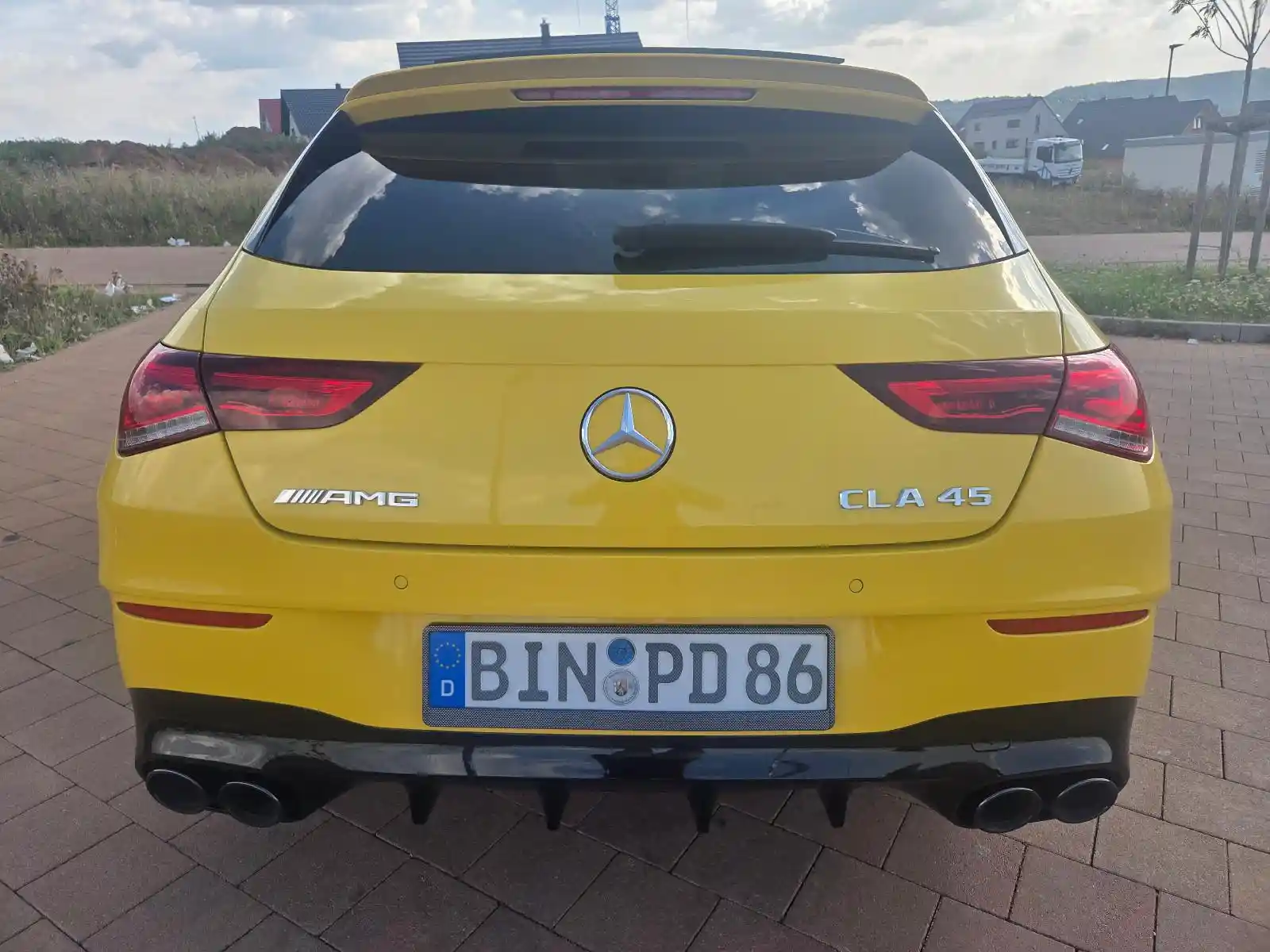 Mercedes-Benz CLA 45 AMG Shooting Brake
