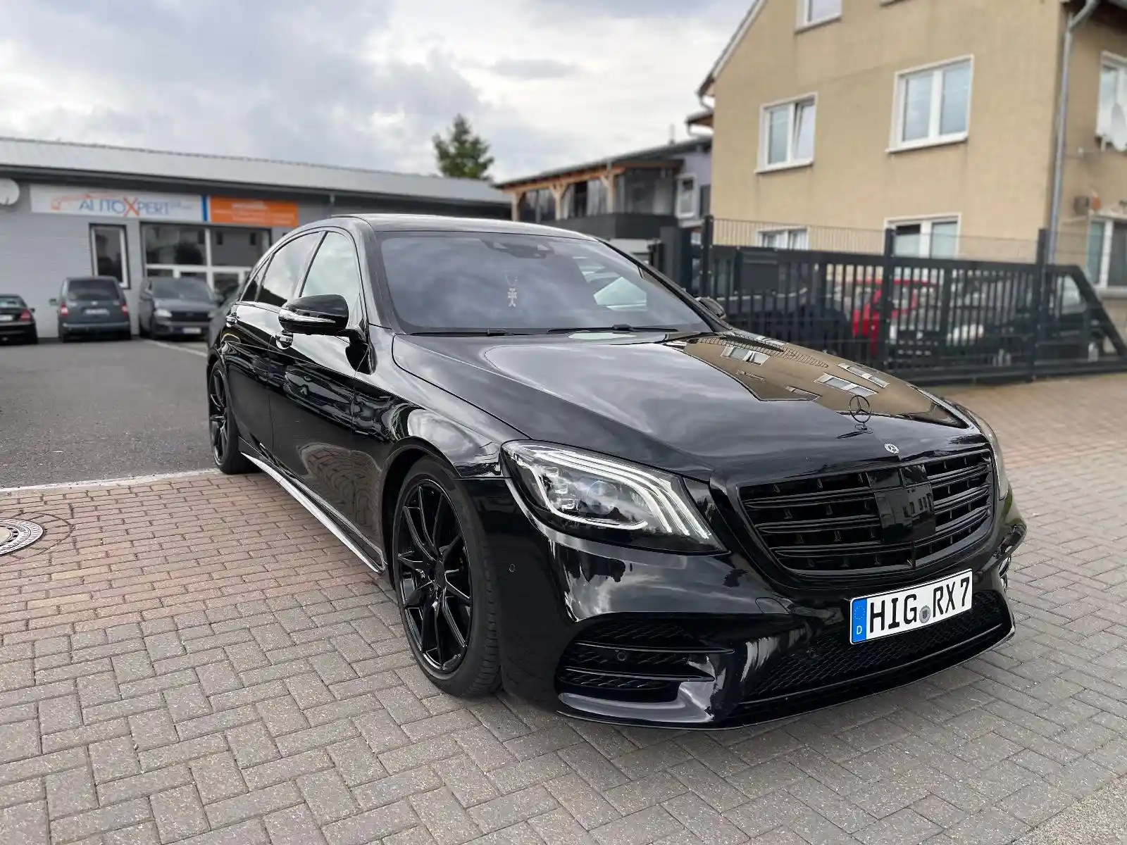 Mercedes-Benz S 400