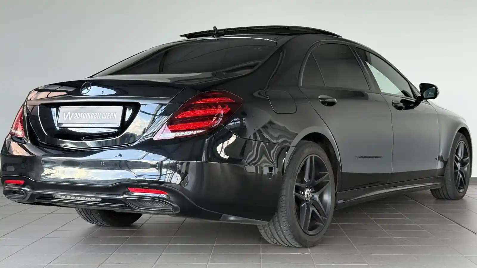 Mercedes-Benz S 400
