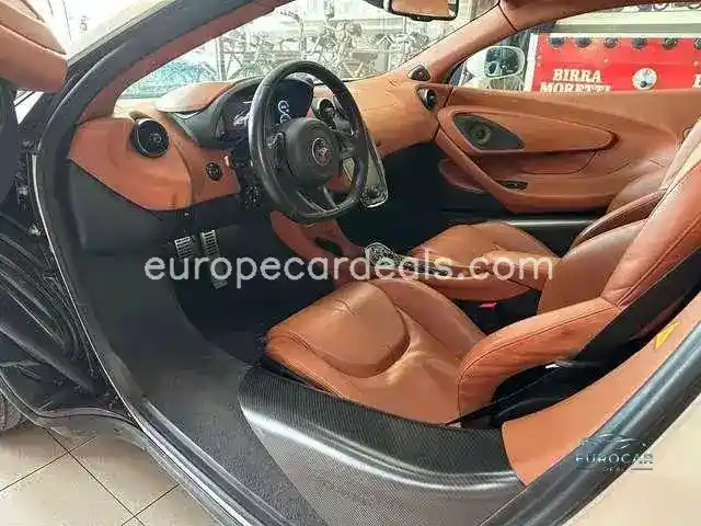 McLaren 570GT