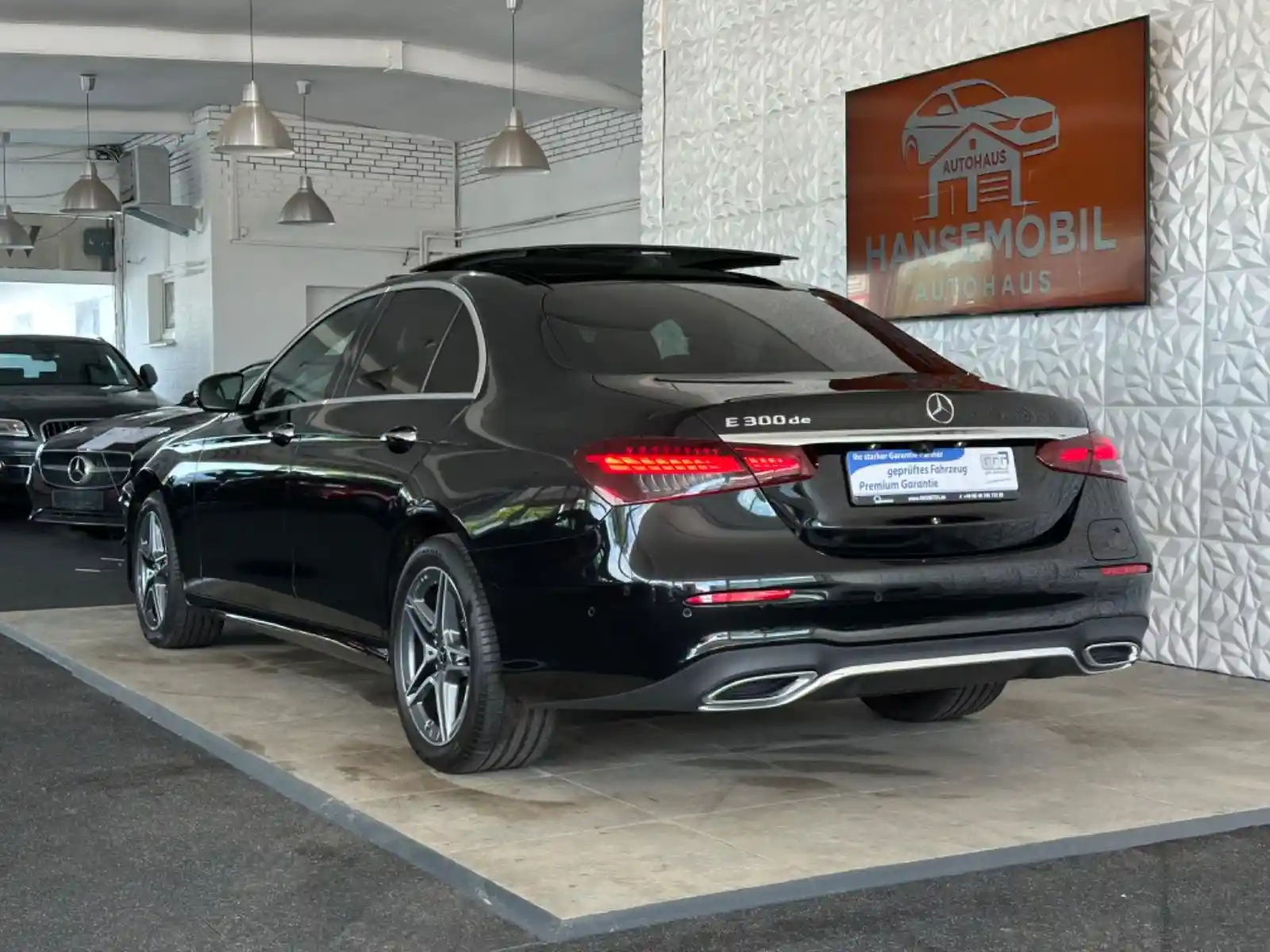 Mercedes-Benz E 300