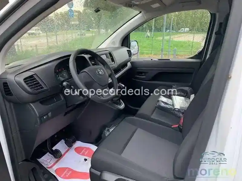 Toyota Proace (Verso)