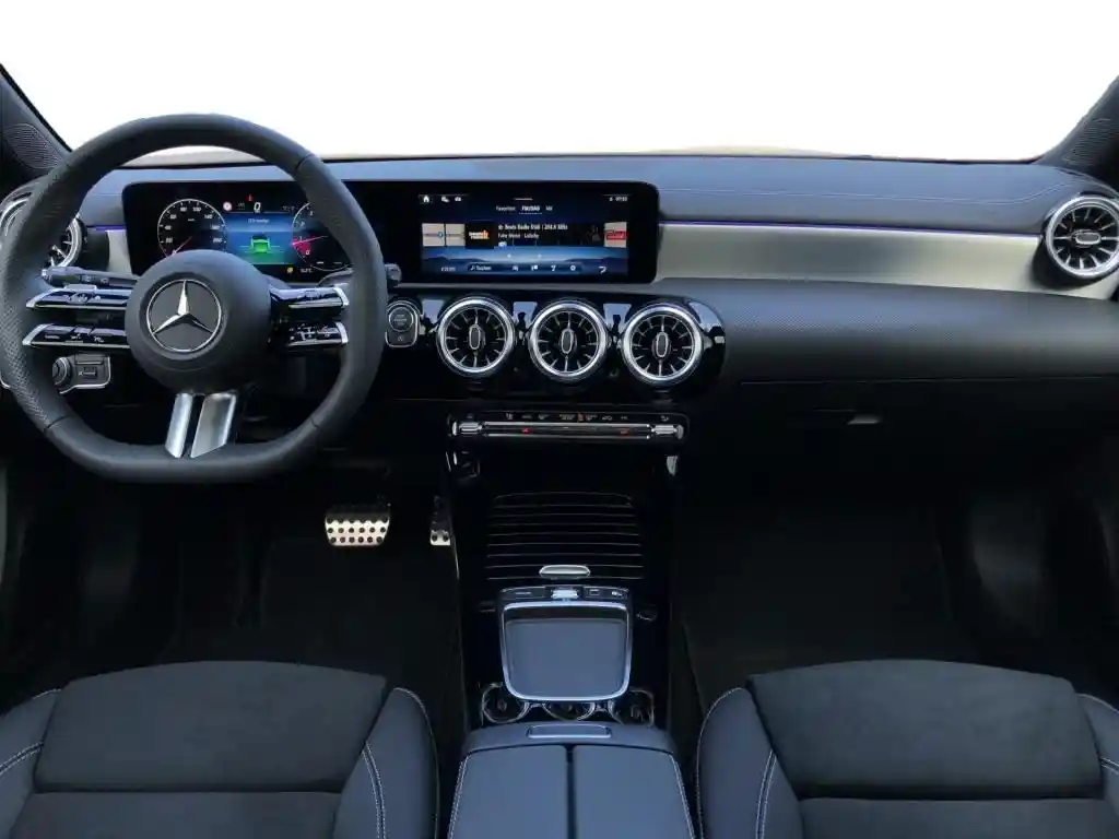 Mercedes-Benz CLA 200 Shooting Brake