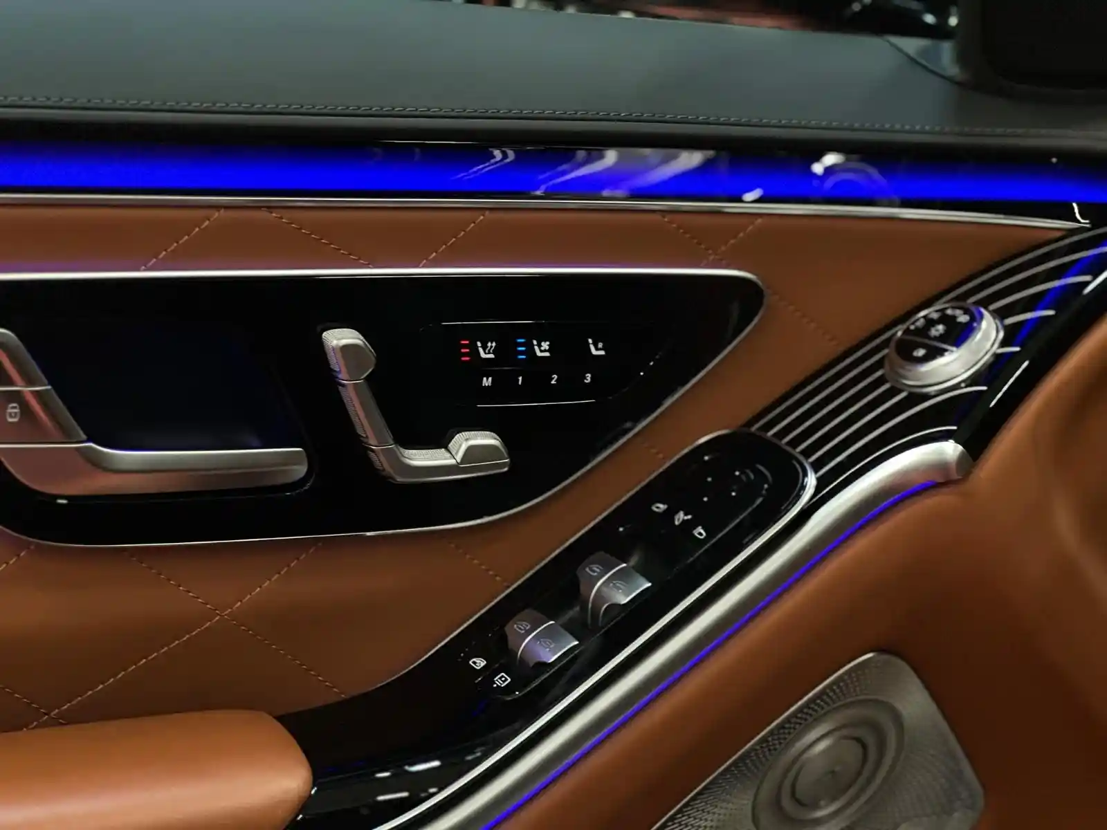 Mercedes-Benz S 400