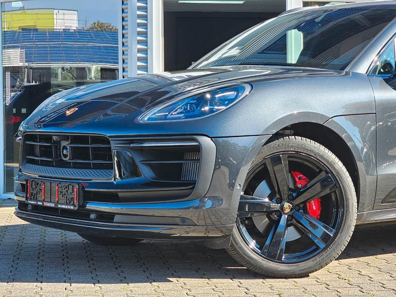 Porsche Macan