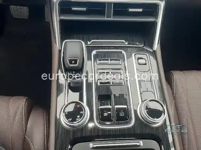 Foton 4