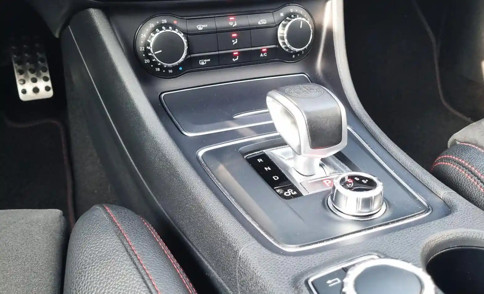 Mercedes-Benz CLA 45 AMG