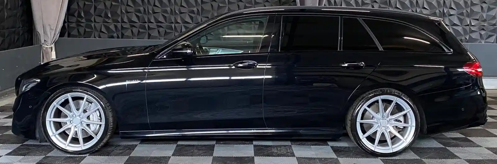 Mercedes-Benz E 53 AMG