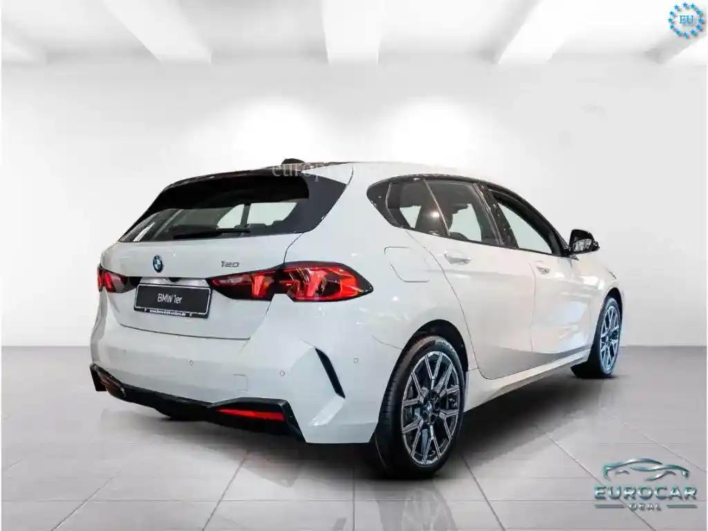 BMW 120