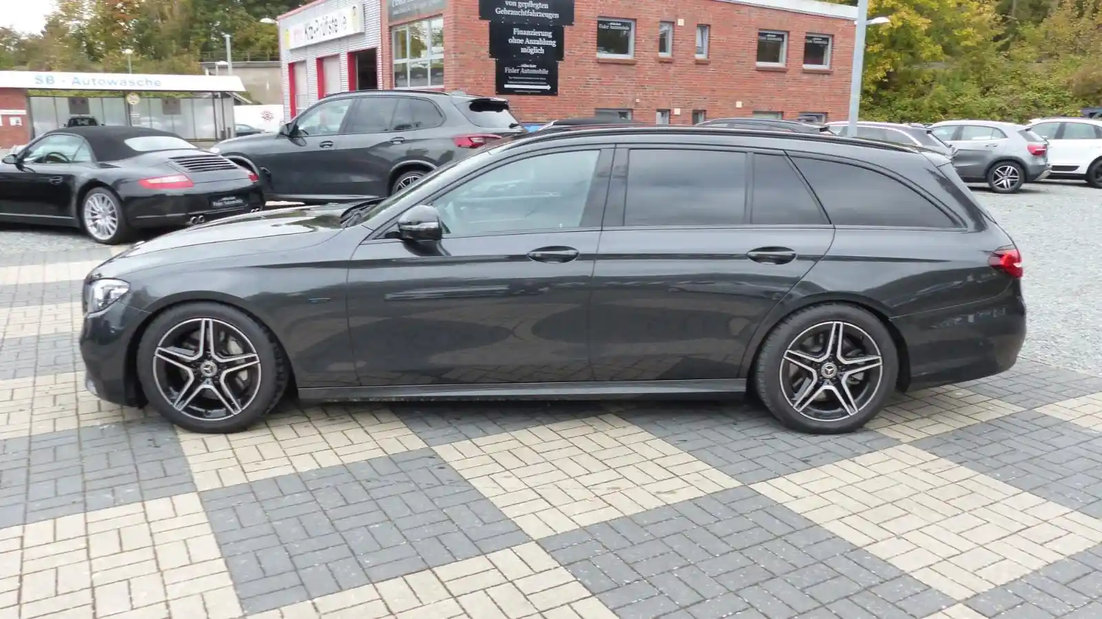 Mercedes-Benz E 300