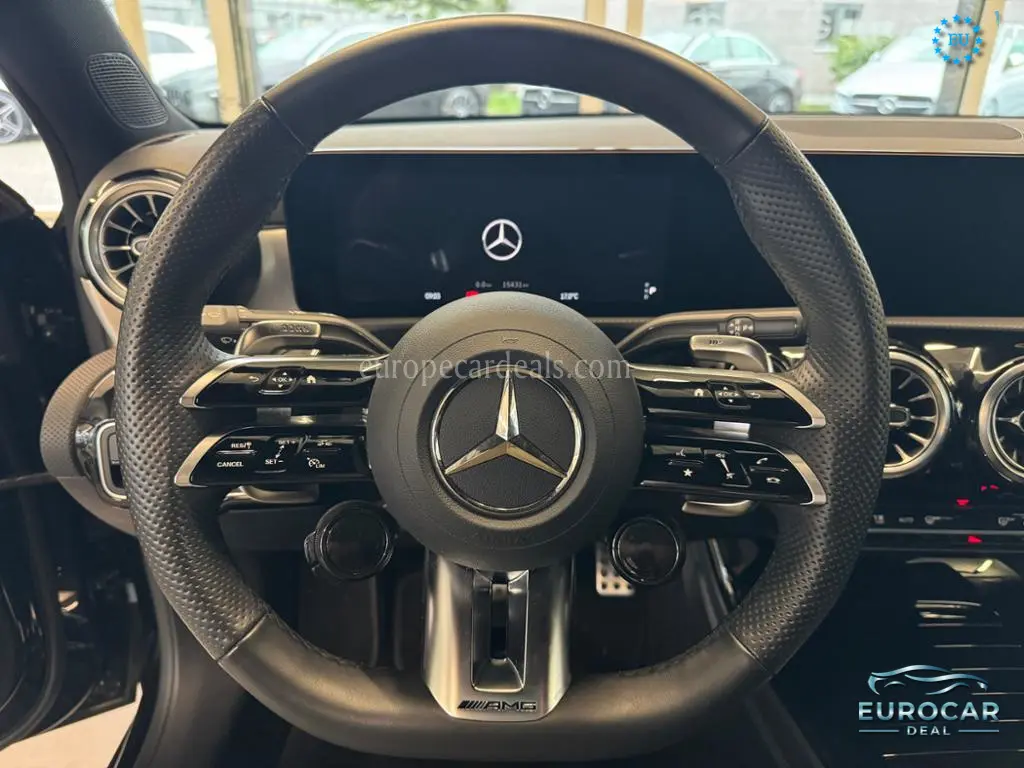 Mercedes-Benz A 35 AMG