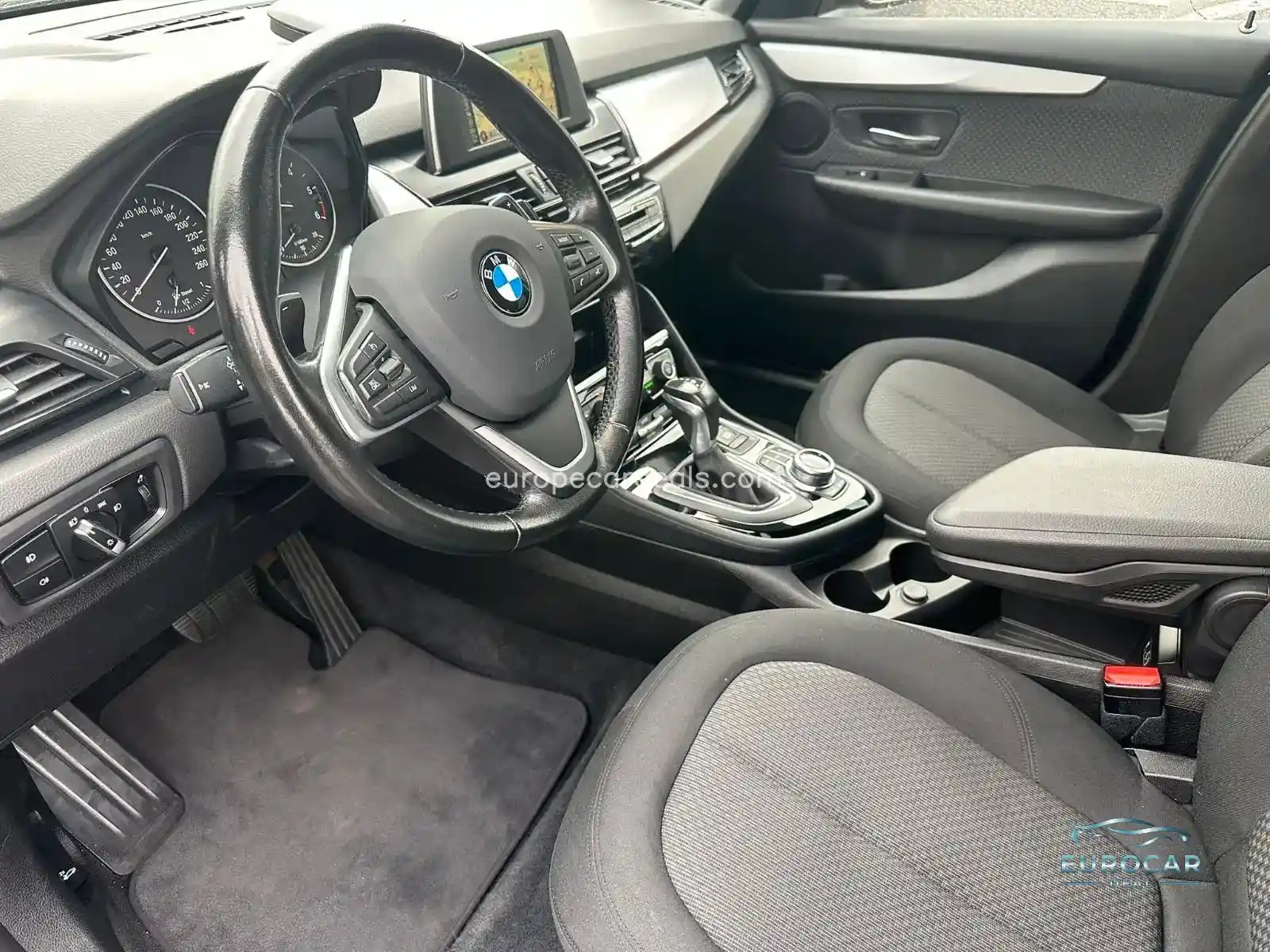 BMW 220