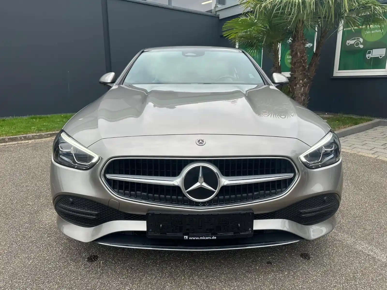 Mercedes-Benz C 200