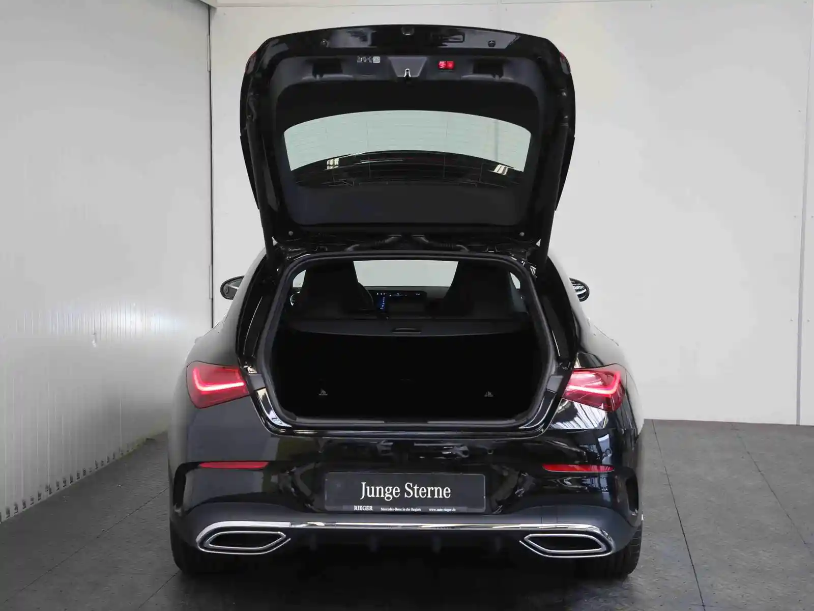 Mercedes-Benz CLA 180 Shooting Brake