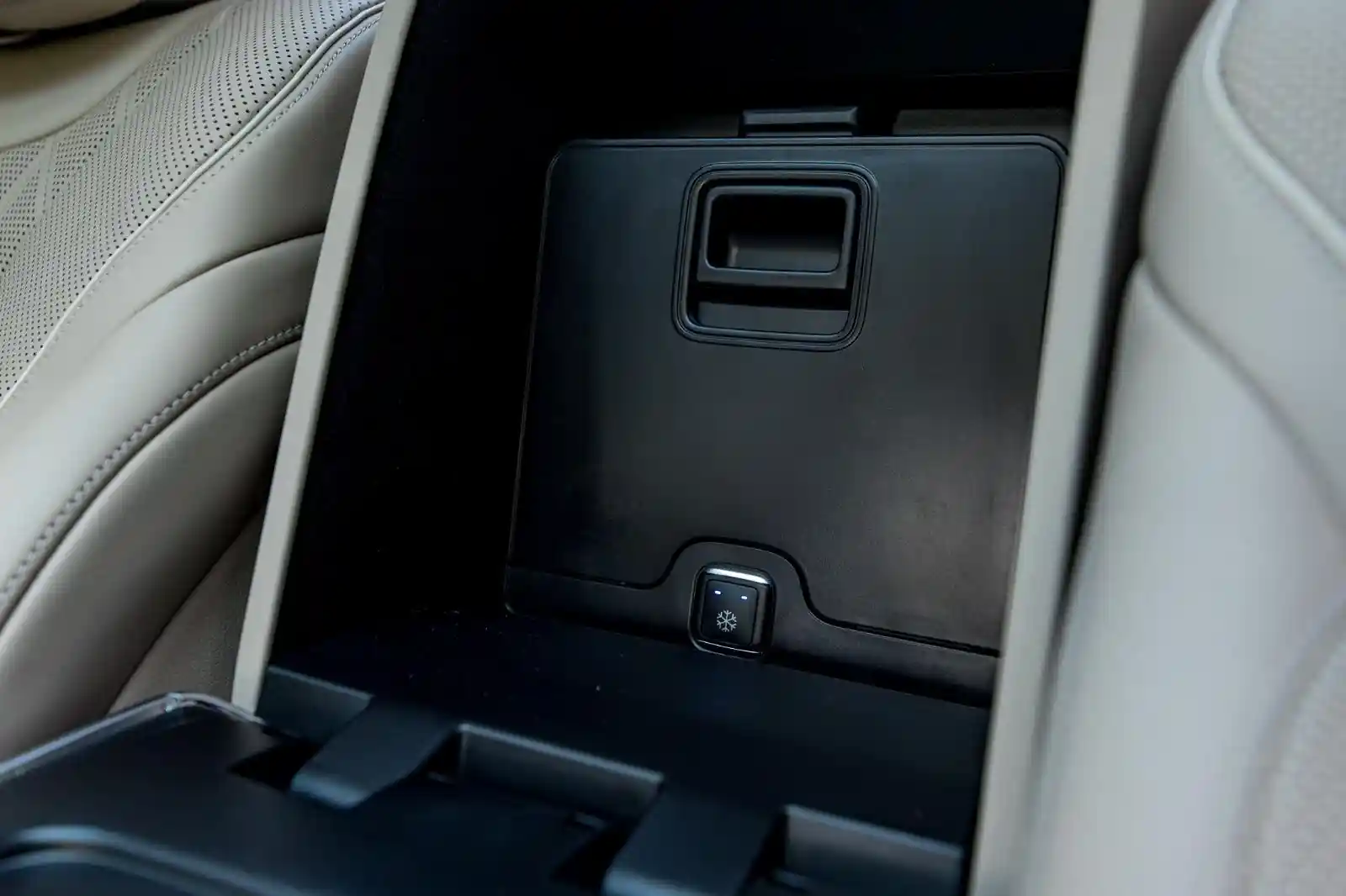 Mercedes-Benz S 560