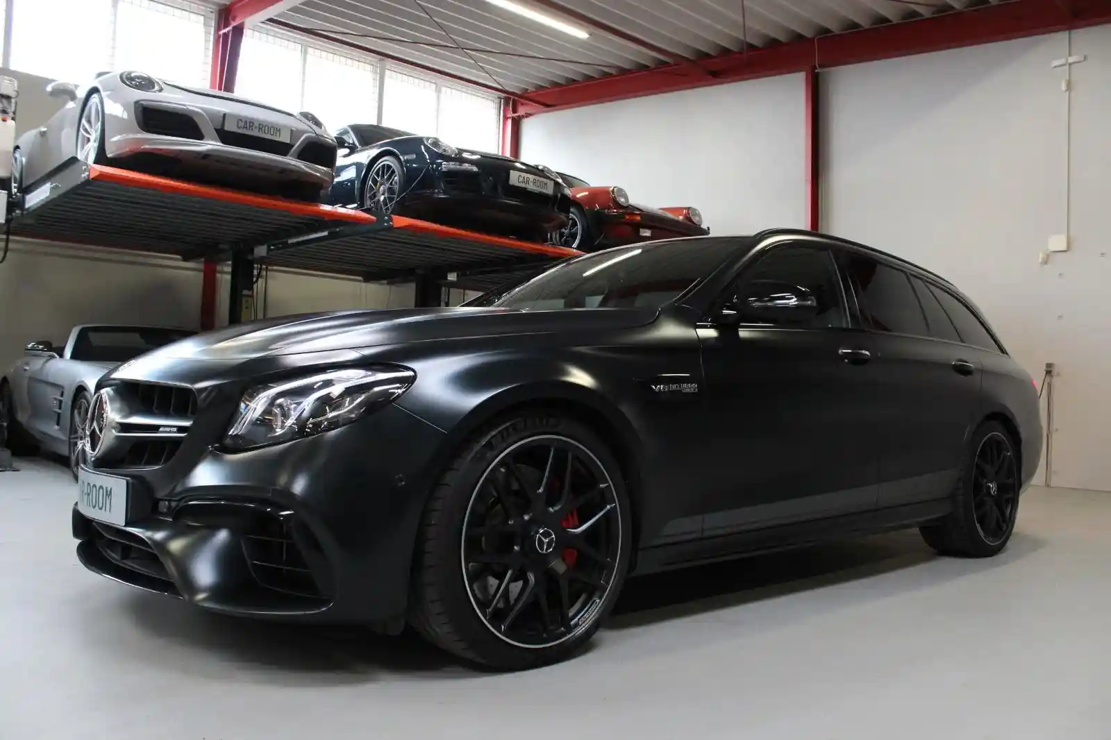 Mercedes-Benz E 63 AMG