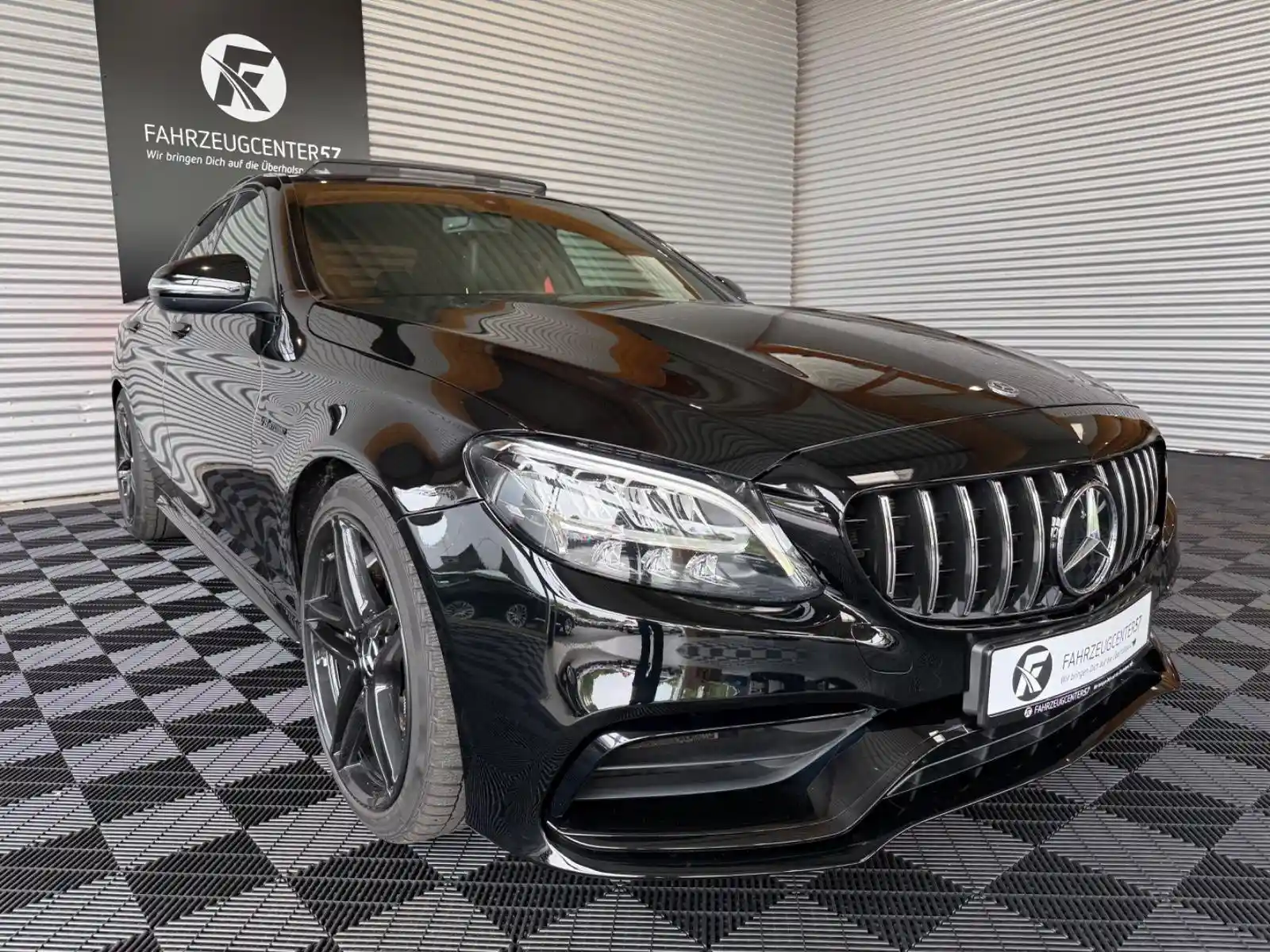 Mercedes-Benz C 63 AMG