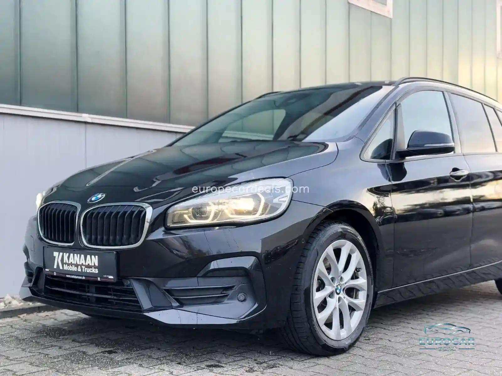 BMW 218