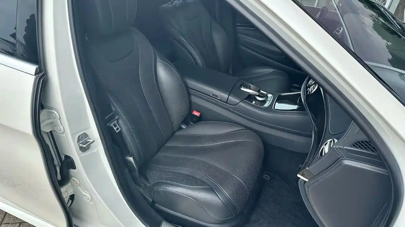 Mercedes-Benz S 400