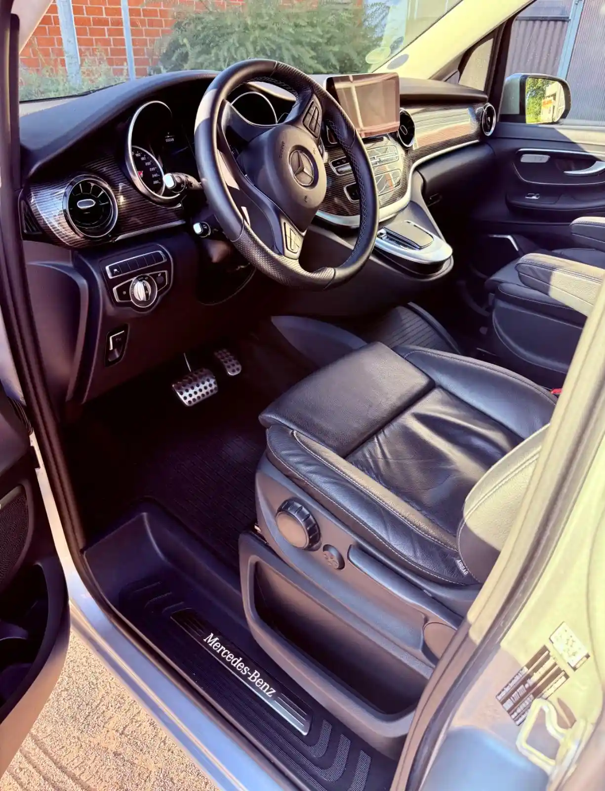 Mercedes-Benz V 250