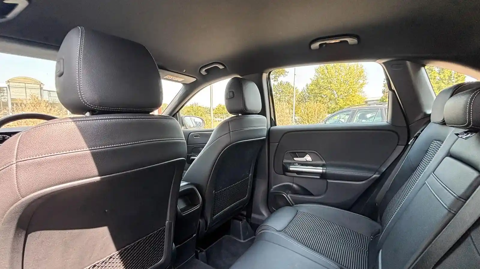 Mercedes-Benz B 220