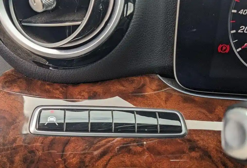 Mercedes-Benz E 350