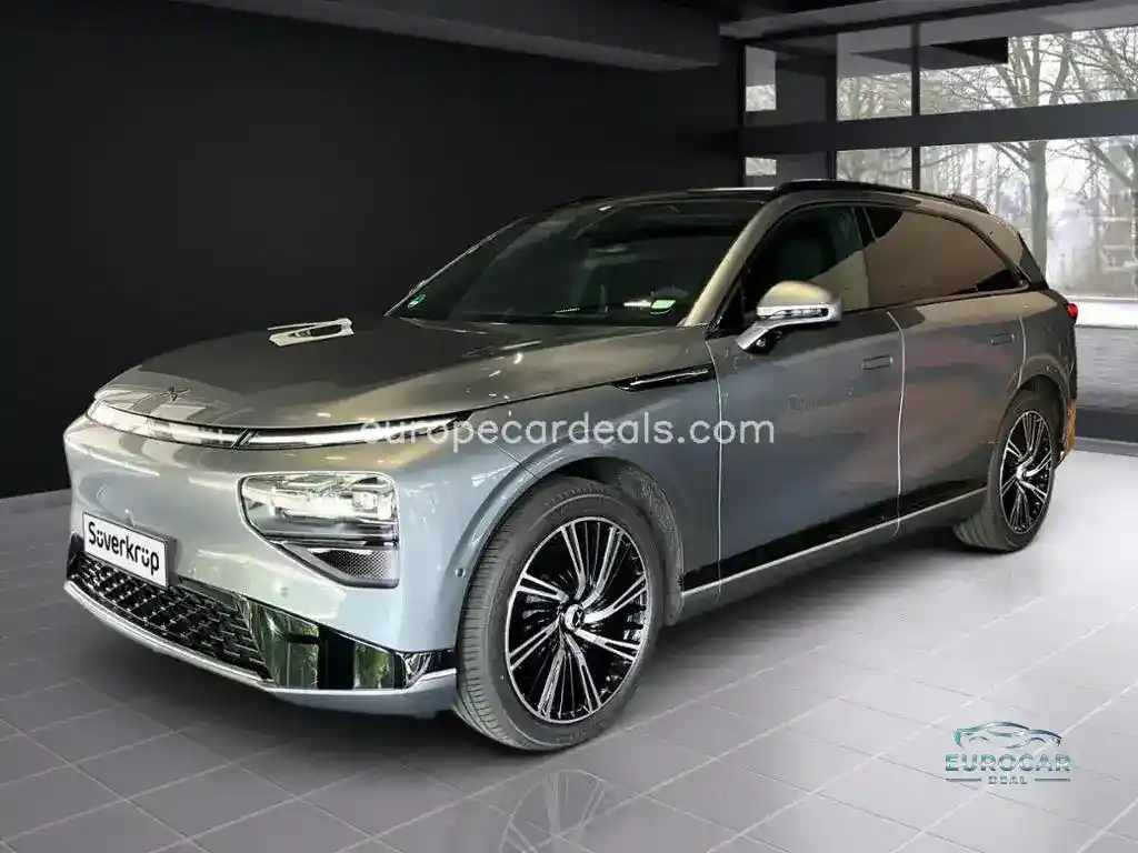XPENG G9