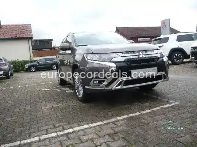 Mitsubishi Plug-in Hybrid Outlander