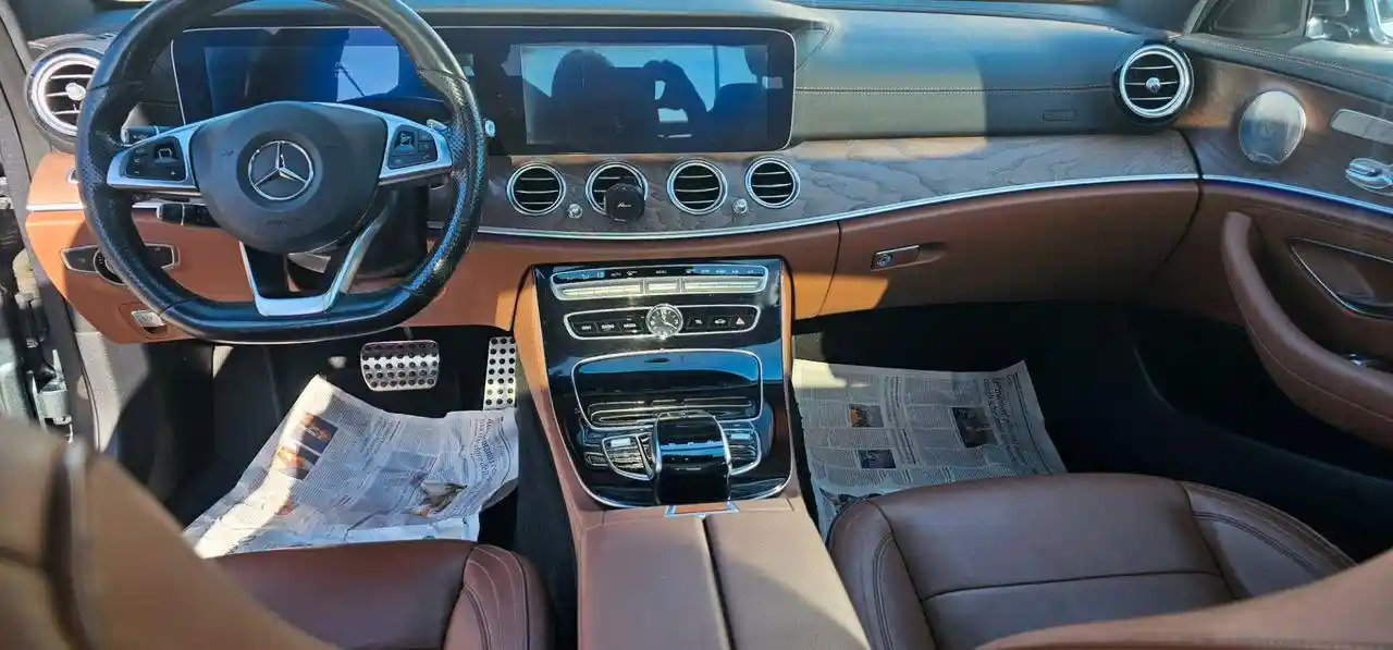 Mercedes-Benz E 200