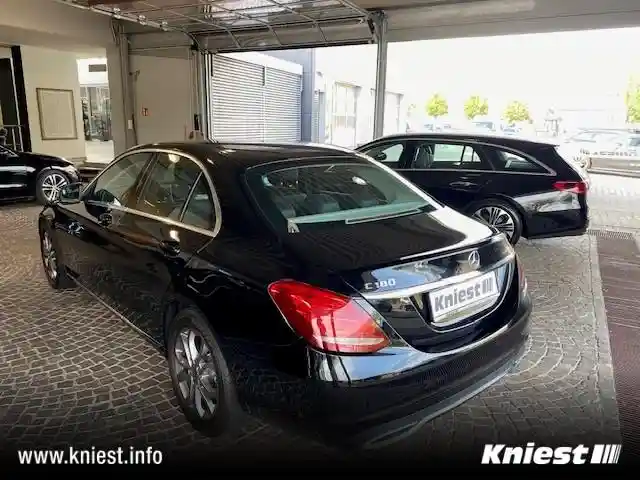 Mercedes-Benz C 180