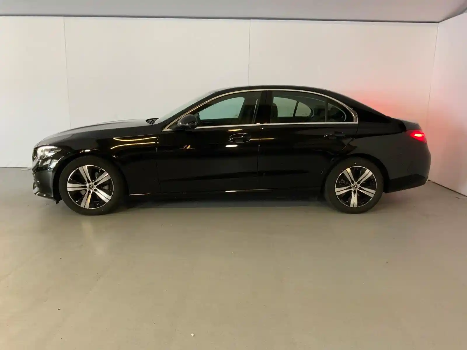 Mercedes-Benz C 180