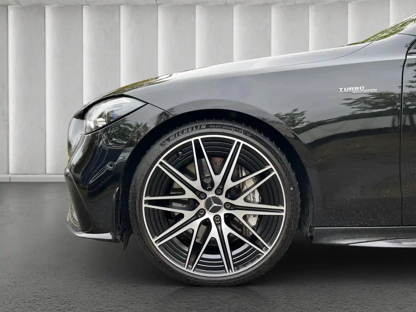 Mercedes-Benz C 43 AMG