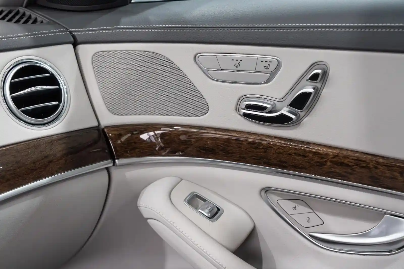Mercedes-Benz S 400