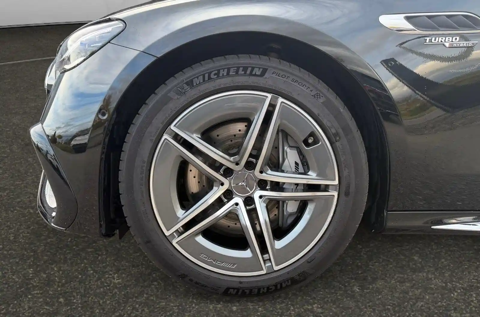 Mercedes-Benz E 53 AMG